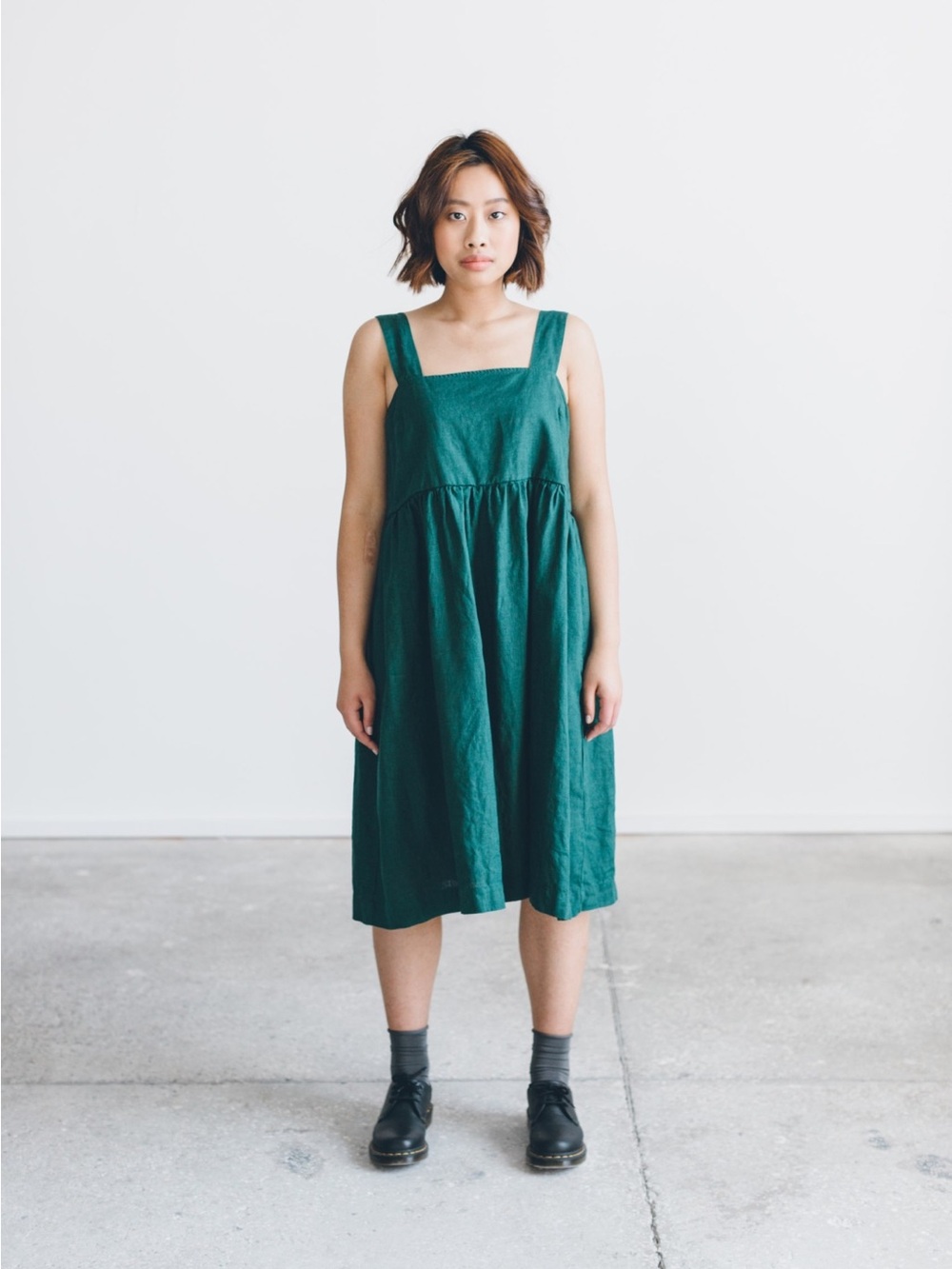 Linenfox Summer Linen Dress in Emerald Green, size s - Picture 4 of 5